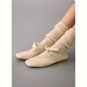 Anthropologie Vicenza bow flat Mary Jane’s ivory size 9